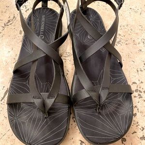 Merrell Duskair black leather sandals size 10